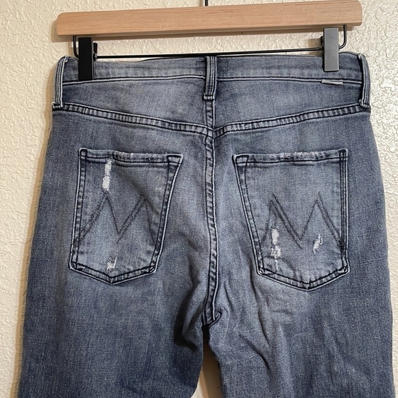 MOTHER The Scrapper Cuff Ankle Fray jeans - Picture 6 of 16